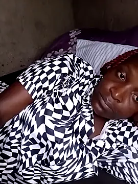 Snapshot of pretty_prickle chatting on November 29, 9:45 am pretty prickle online show from November 29, 9:45 am