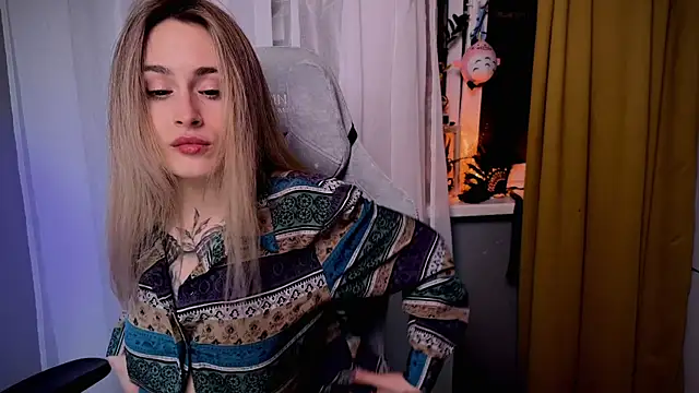 Snapshot of aviva_faith chatting on January 19, 9:02 pm aviva faith online show from January 19, 9:02 pm