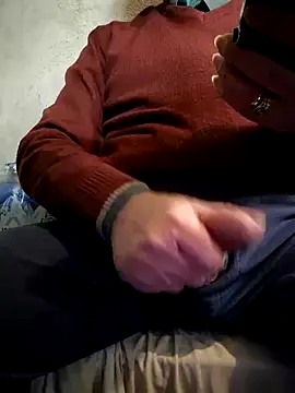 Snapshot of pagani5656 chatting on January 20, 9:13 am pagani5656 online show from January 20, 9:13 am