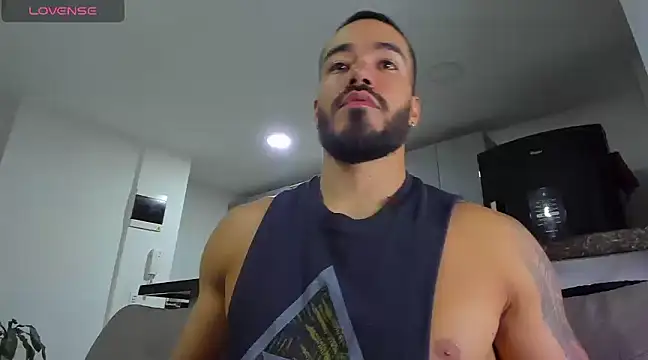 Alexander Martines online show from January 31, 1:11 am