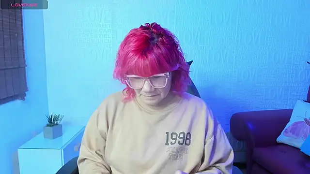 Salomeediaz  online show from March 12, 8:10 pm