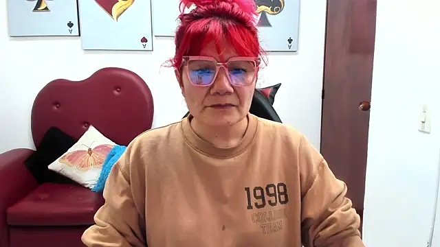 Salomeediaz  online show from September 9, 9:03 pm