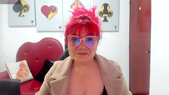 Salomeediaz  online show from November 28, 9:06 pm