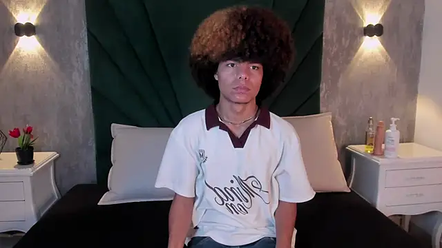 Alexiis Etereo online show from February 28, 3:57 pm