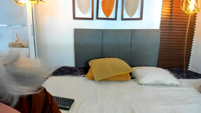 Scarleth swann online show from December 3, 11:19 am