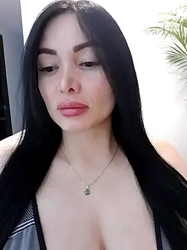 Snapshot of _monicab chatting on March 9, 1:04 am monicab online show from March 9, 1:04 am