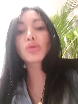 Snapshot of _monicab chatting on March 12, 11:22 pm monicab online show from March 12, 11:22 pm