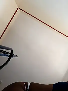 suckmyboobs12  online show from February 26, 5:20 am