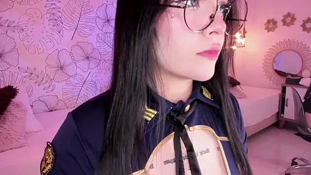 DanielaRuizz online show from January 18, 5:52 am