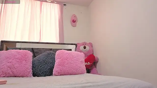 Snapshot of Hotsamantamature chatting on October 30, 8:42 pm Hotsamantamature online show from October 30, 8:42 pm