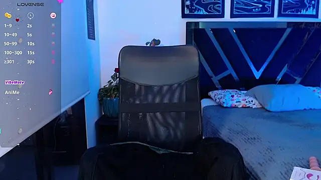 The queen of pleasure online show from February 17, 12:32 am