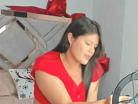 Victoriabecker online show from December 18, 8:37 pm