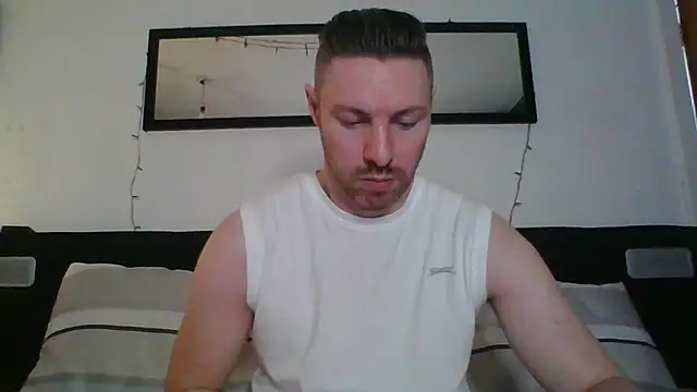 Snapshot of Fit4fun24 chatting on September 15, 3:23 pm Fit4fun24 online show from September 15, 3:23 pm