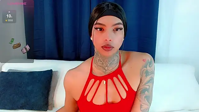 Snapshot of laura_sweett120 chatting on November 20, 7:19 am laura sweett120 online show from November 20, 7:19 am