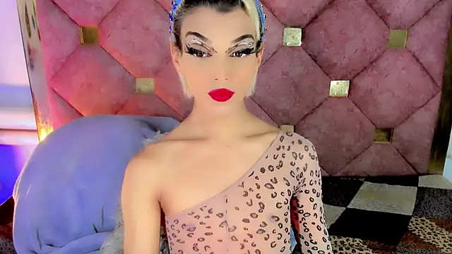 the-horus-girl online show from December 12, 1:43 am