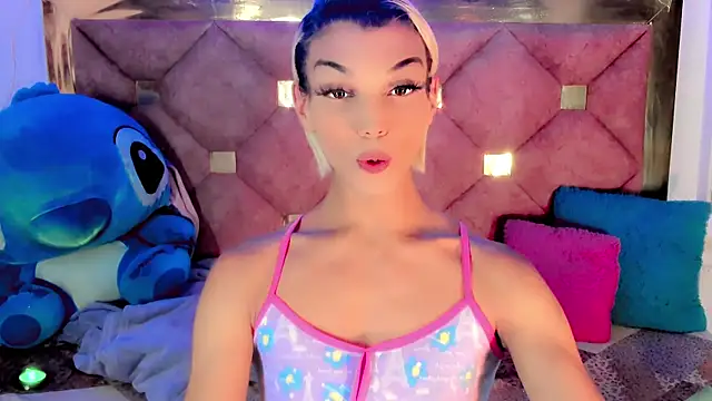 the-horus-girl online show from December 16, 1:42 am