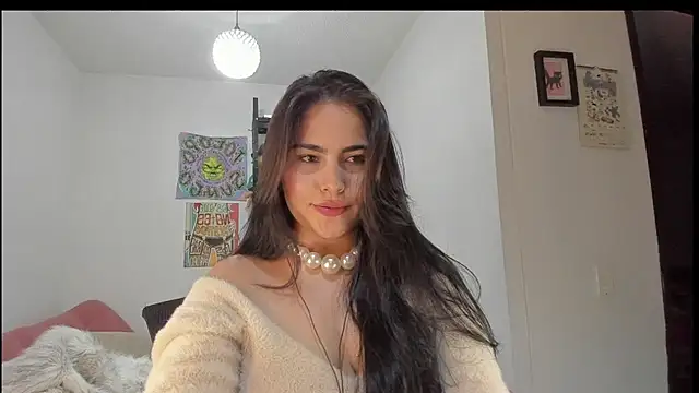 Snapshot of sol__angel chatting on December 22, 5:01 am sol angel online show from December 22, 5:01 am