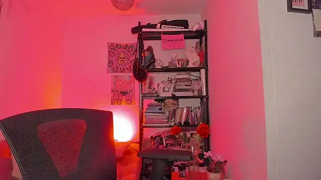 Snapshot of sol__angel chatting on March 8, 10:00 am sol angel online show from March 8, 10:00 am