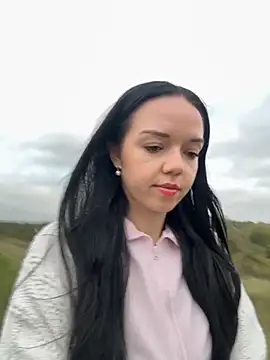 Vanesskaa online show from October 9, 5:00 pm