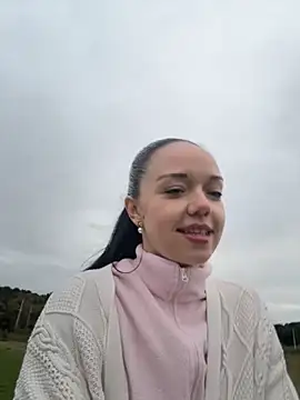 Vanesskaa online show from October 10, 4:28 pm