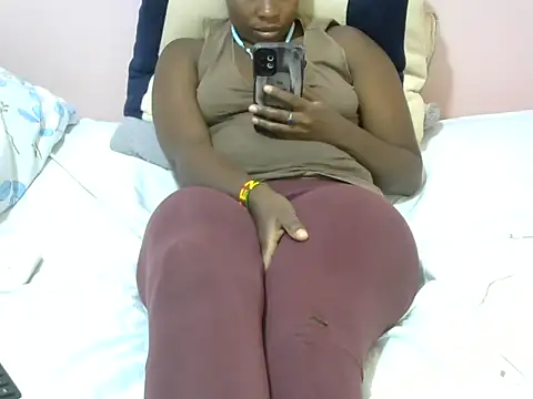 Snapshot of winnie254 chatting on September 16, 4:52 pm winnie254 online show from September 16, 4:52 pm