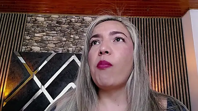 marie hss online show from April 7, 8:20 pm