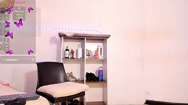 rose scottt online show from February 19, 2:44 pm