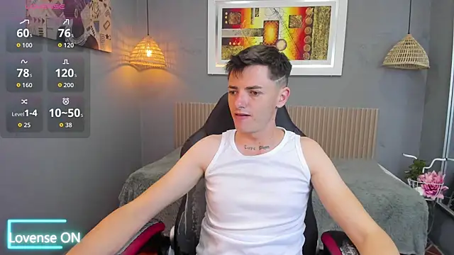 Snapshot of tossetrech chatting on November 14, 3:16 am tossetrech online show from November 14, 3:16 am