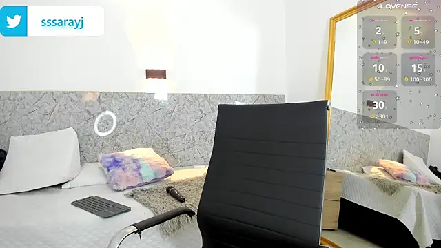 Saraycum online show from December 3, 7:44 pm