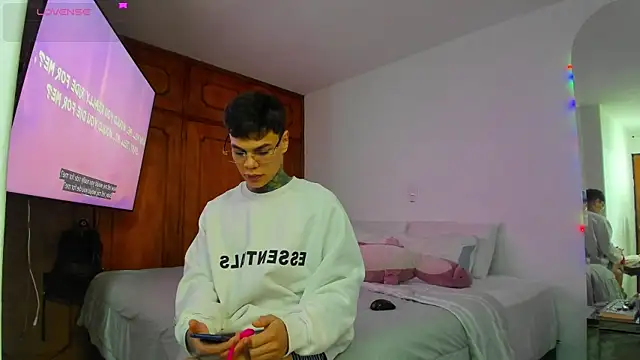 Snapshot of Jordyrodriiguez chatting on February 7, 8:31 pm Jordyrodriiguez online show from February 7, 8:31 pm