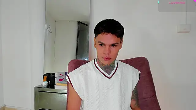 Snapshot of Jordyrodriiguez chatting on October 14, 1:12 pm Jordyrodriiguez online show from October 14, 1:12 pm