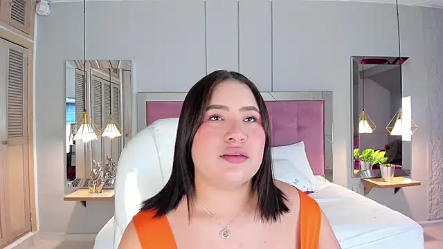 HannaKarson online show from September 10, 11:43 am