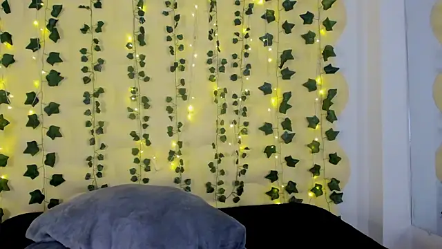 Snapshot of Natasha_Nasty2 chatting on February 1, 7:57 am Natasha Nasty2 online show from February 1, 7:57 am