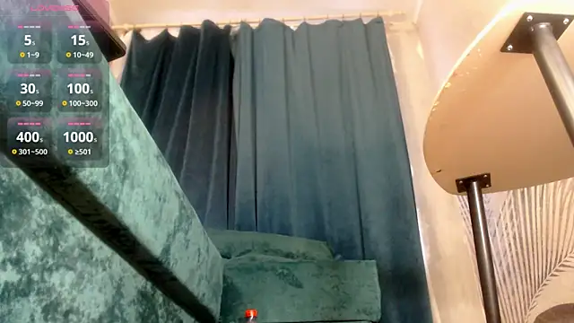 Snapshot of Jerry_Bomb chatting on December 7, 11:40 am Jerry Bomb online show from December 7, 11:40 am