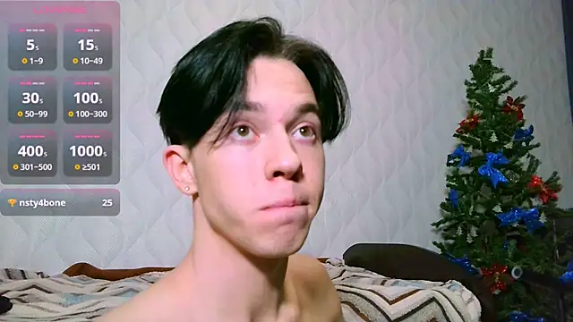 Snapshot of Jerry_Bomb chatting on January 7, 5:01 am Jerry Bomb online show from January 7, 5:01 am