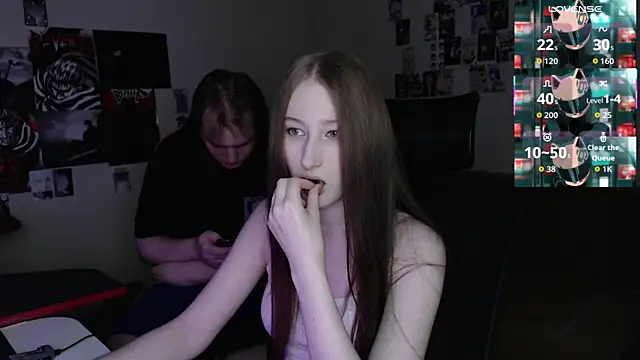 Snapshot of camcoupbang chatting on October 10, 12:20 am camcoupbang online show from October 10, 12:20 am