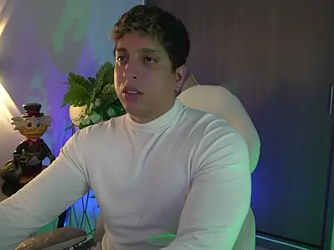 appolo allen online show from September 15, 6:02 am