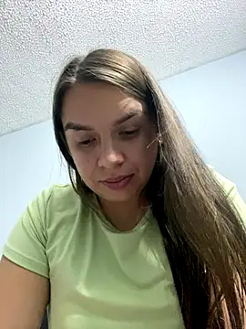 Snapshot of Nathaly00_ chatting on September 28, 4:51 am Nathaly00 online show from September 28, 4:51 am