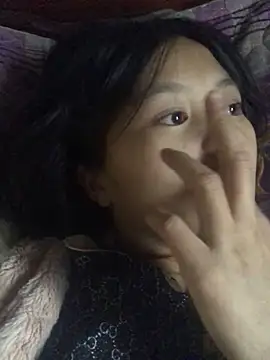 Snapshot of xotm chatting on December 13, 7:36 am xotm online show from December 13, 7:36 am