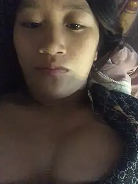 Snapshot of xotm chatting on December 14, 5:40 am xotm online show from December 14, 5:40 am