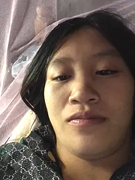 Snapshot of xotm chatting on December 17, 5:40 am xotm online show from December 17, 5:40 am