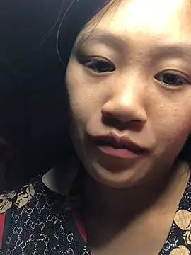 Snapshot of xotm chatting on December 18, 7:52 pm xotm online show from December 18, 7:52 pm