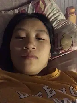 Snapshot of xotm chatting on December 24, 2:33 pm xotm online show from December 24, 2:33 pm