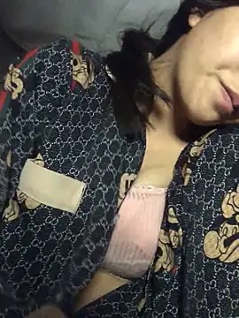 Snapshot of xotm chatting on March 5, 2:56 pm xotm online show from March 5, 2:56 pm