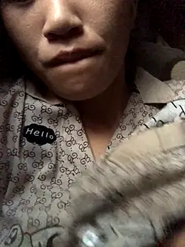 Snapshot of xotm chatting on October 9, 9:29 am xotm online show from October 9, 9:29 am