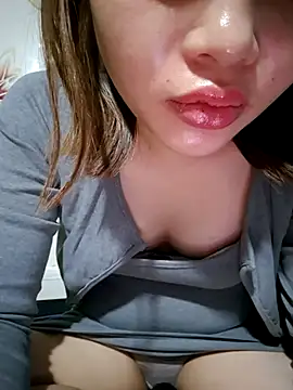 Snapshot of Wettpussyxx chatting on October 22, 6:29 pm Wettpussyxx online show from October 22, 6:29 pm