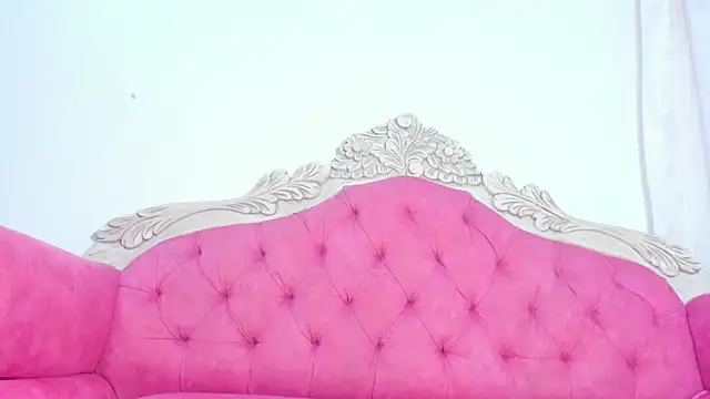 Snapshot of Briyit_Doll chatting on October 4, 8:29 pm Briyit Doll online show from October 4, 8:29 pm