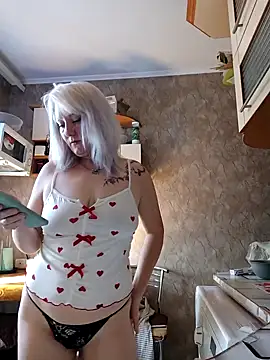 Snapshot of Tina_Alev chatting on September 15, 6:13 am Tina Alev online show from September 15, 6:13 am