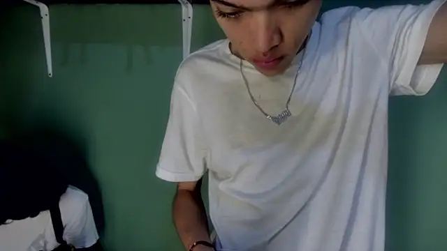 Snapshot of sweet_tippot chatting on November 4, 3:16 am sweet tippot online show from November 4, 3:16 am