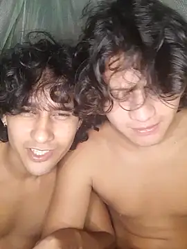 pedrodavid  online show from February 12, 12:16 am